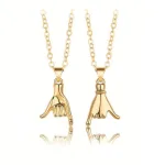 collier avec pendentif promesse du petit doigt