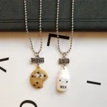 collier original sur le thème de la nourriture